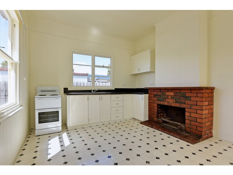 5 Third Avenue, Dodges Ferry TAS 7173