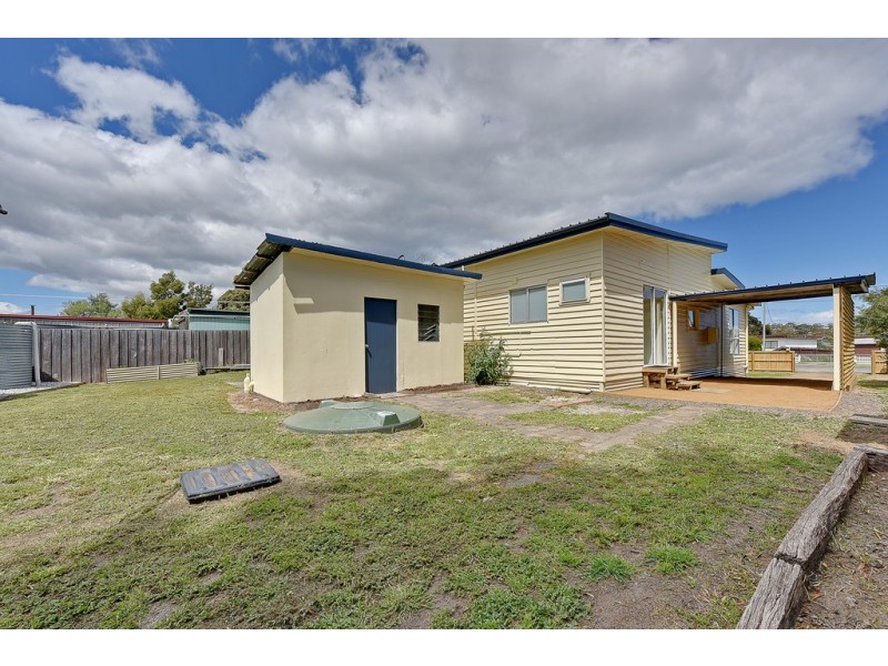 5 Third Avenue, Dodges Ferry TAS 7173