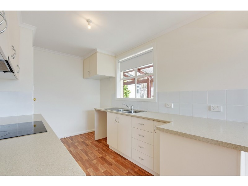 38 Adelphi Road, Claremont TAS 7011