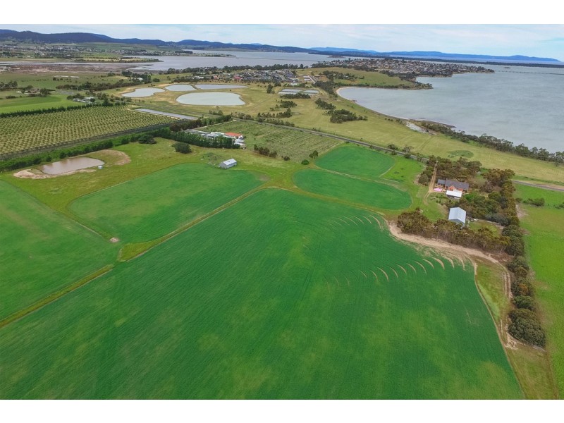342 Shark Point Road, Penna TAS 7171