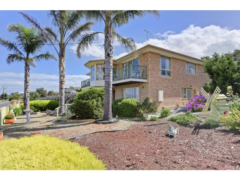 17 Sea Eagle Road, Primrose Sands TAS 7173