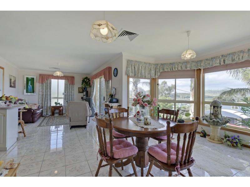 17 Sea Eagle Road, Primrose Sands TAS 7173