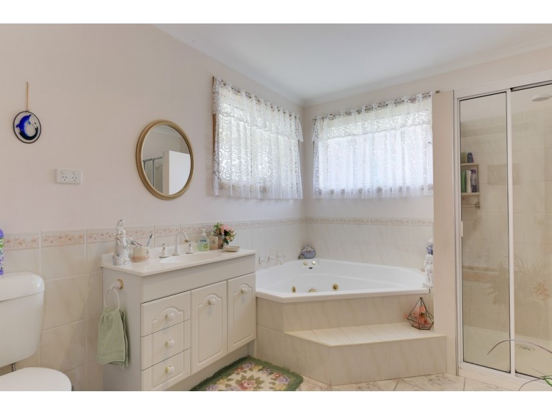 17 Sea Eagle Road, Primrose Sands TAS 7173