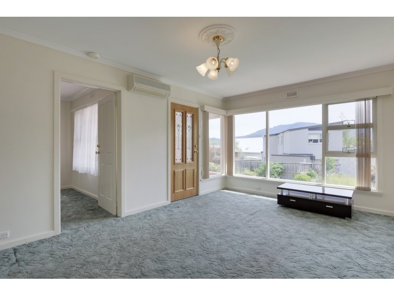 2/50 Lincoln Street, Lindisfarne TAS 7015