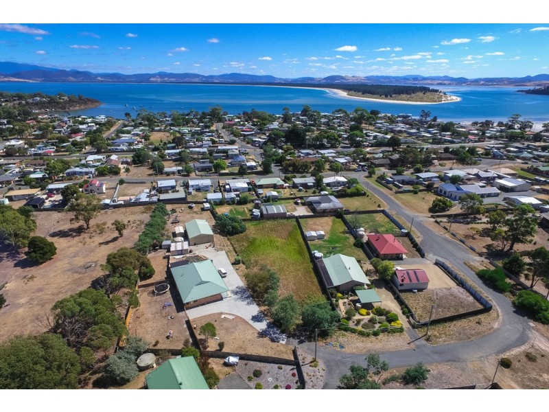 8 Neagarra Street, Dodges Ferry TAS 7173