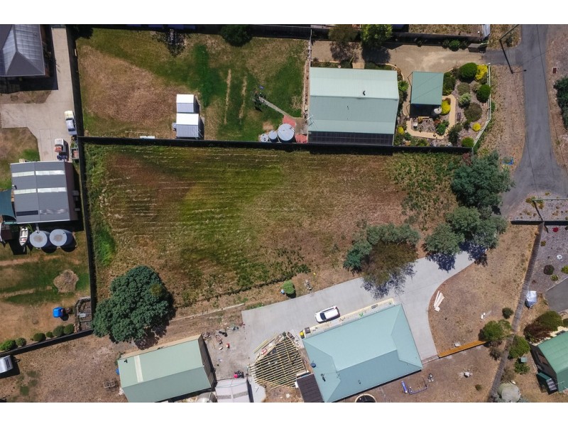 8 Neagarra Street, Dodges Ferry TAS 7173