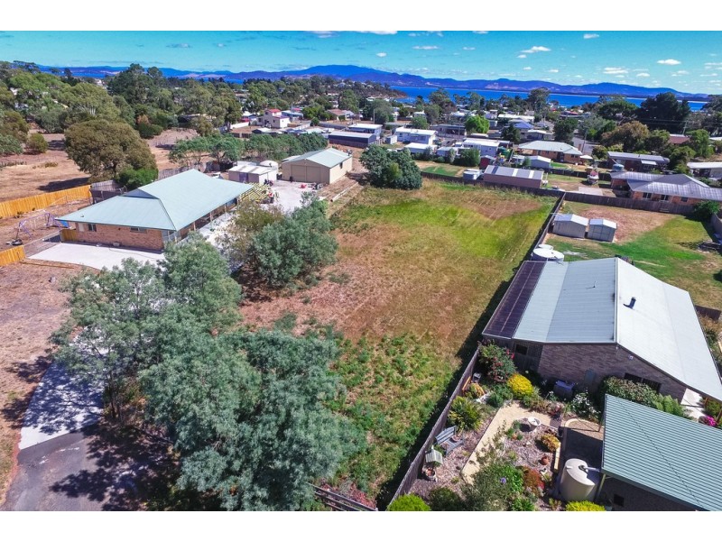 8 Neagarra Street, Dodges Ferry TAS 7173