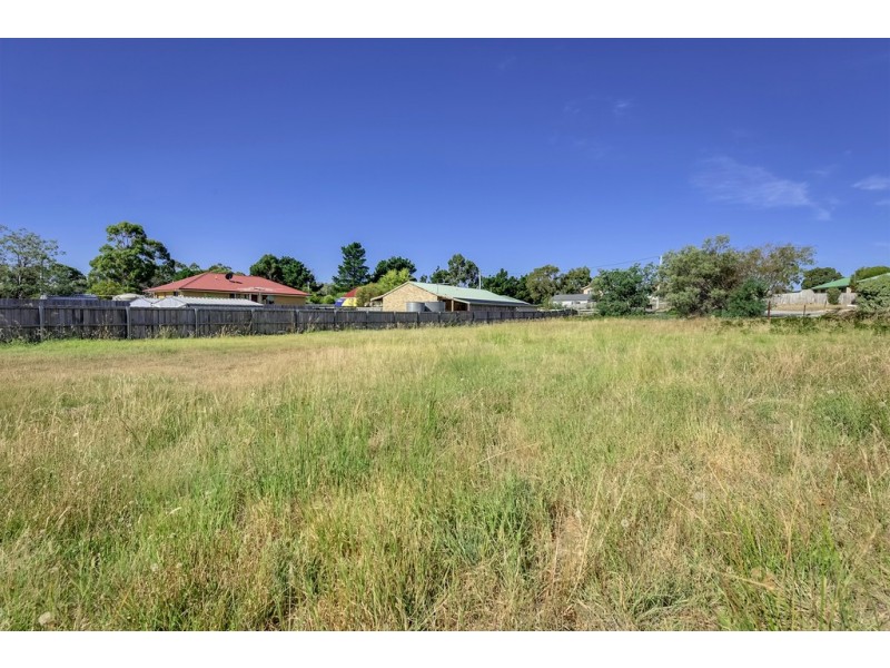 8 Neagarra Street, Dodges Ferry TAS 7173