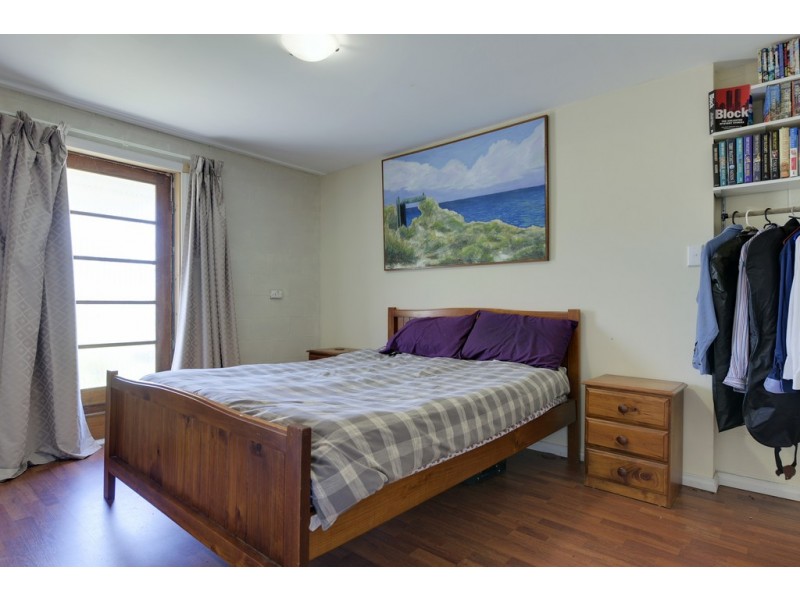 7 Broom Street, Primrose Sands TAS 7173