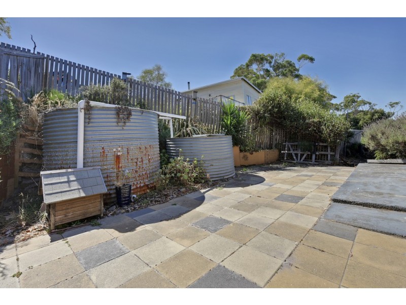 7 Broom Street, Primrose Sands TAS 7173