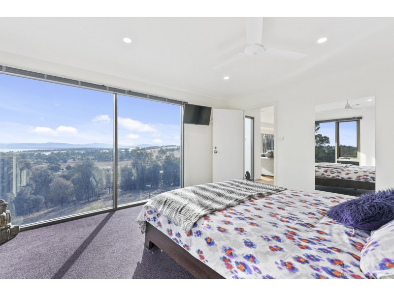 2 Whitefoord Parade, Dodges Ferry TAS 7173