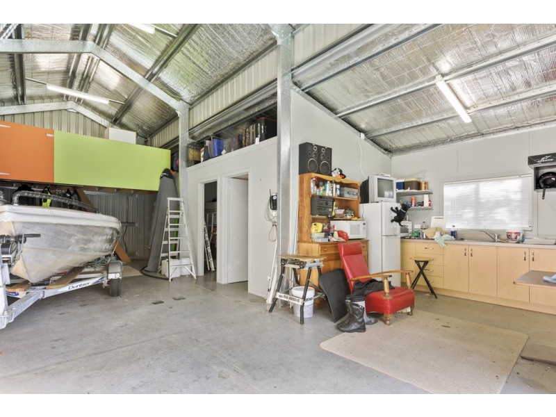 2 Whitefoord Parade, Dodges Ferry TAS 7173