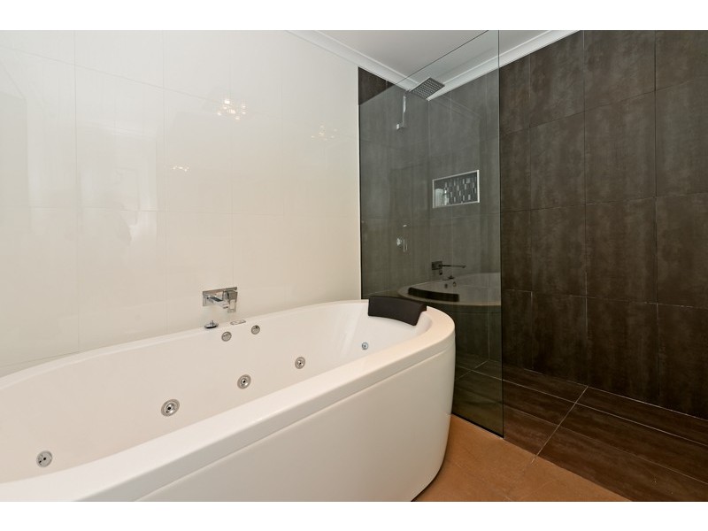 194 Redwood Road, Kingston TAS 7050