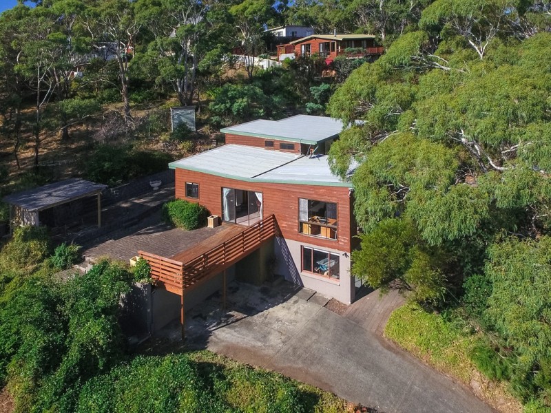 4-6 Ulvergerne Street, Dodges Ferry TAS 7173