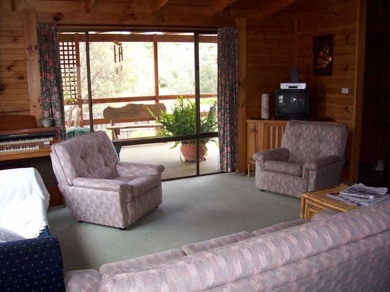 32 Signal Hill Road, Dodges Ferry TAS 7173