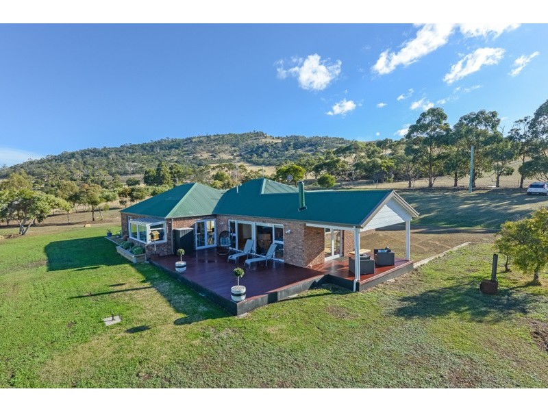 400 Shark Point Road, Penna TAS 7171