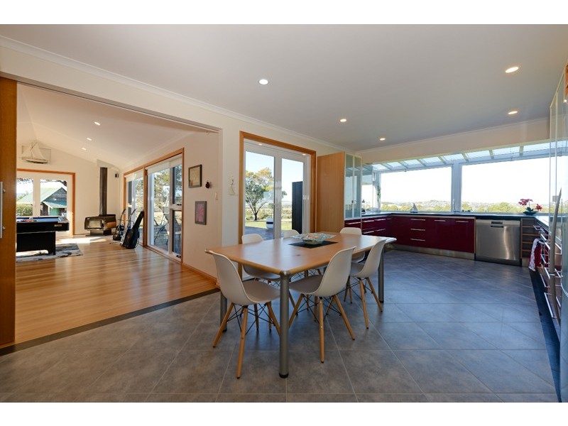 400 Shark Point Road, Penna TAS 7171