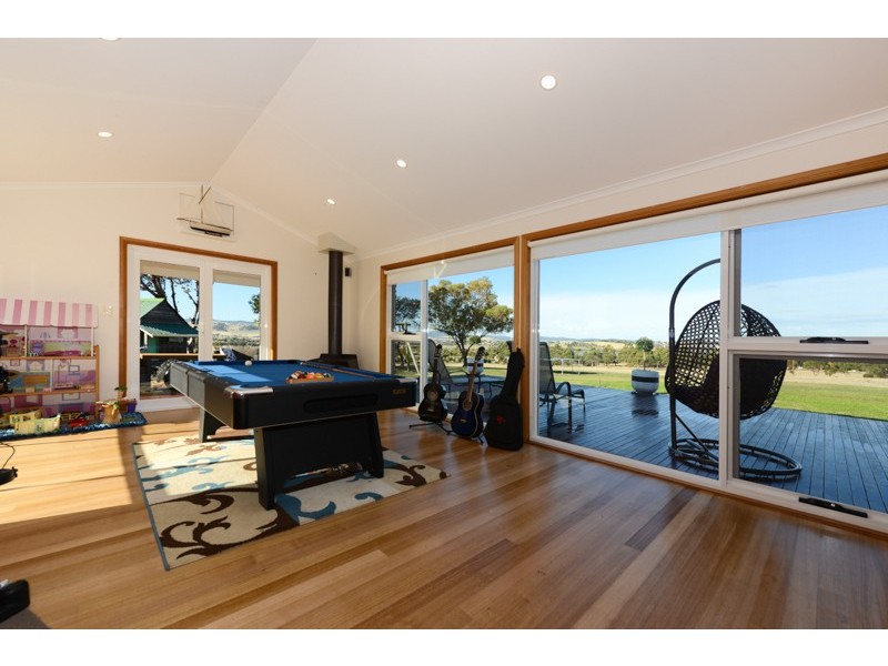 400 Shark Point Road, Penna TAS 7171
