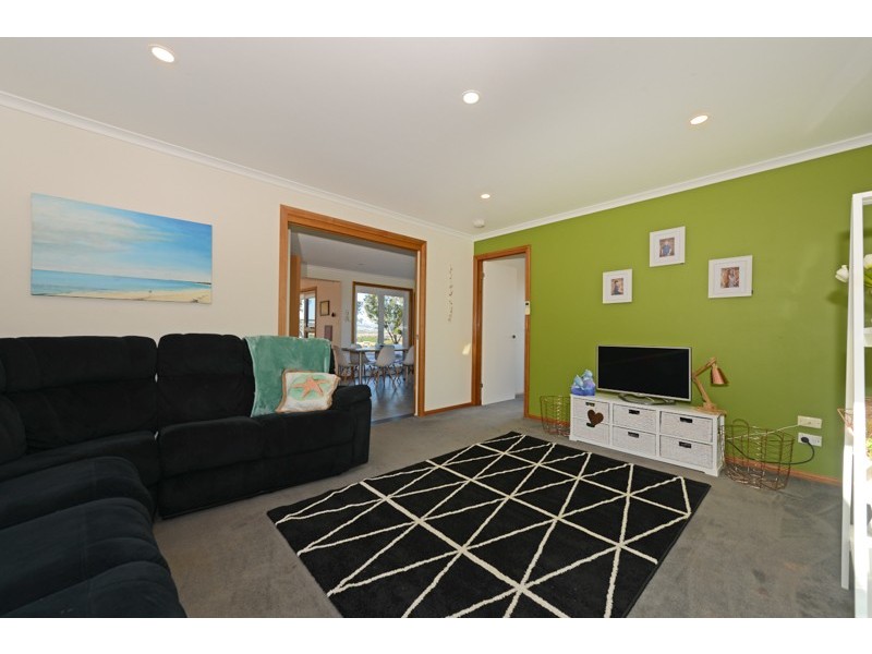 400 Shark Point Road, Penna TAS 7171