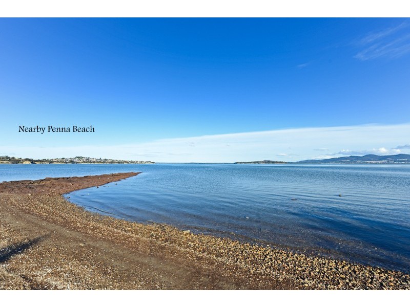 400 Shark Point Road, Penna TAS 7171