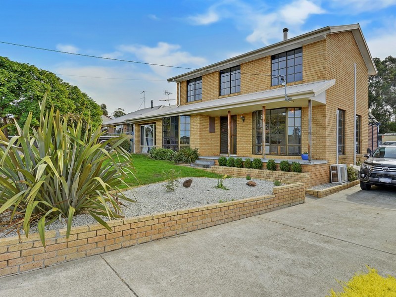 32 Wattle Road, Dodges Ferry TAS 7173