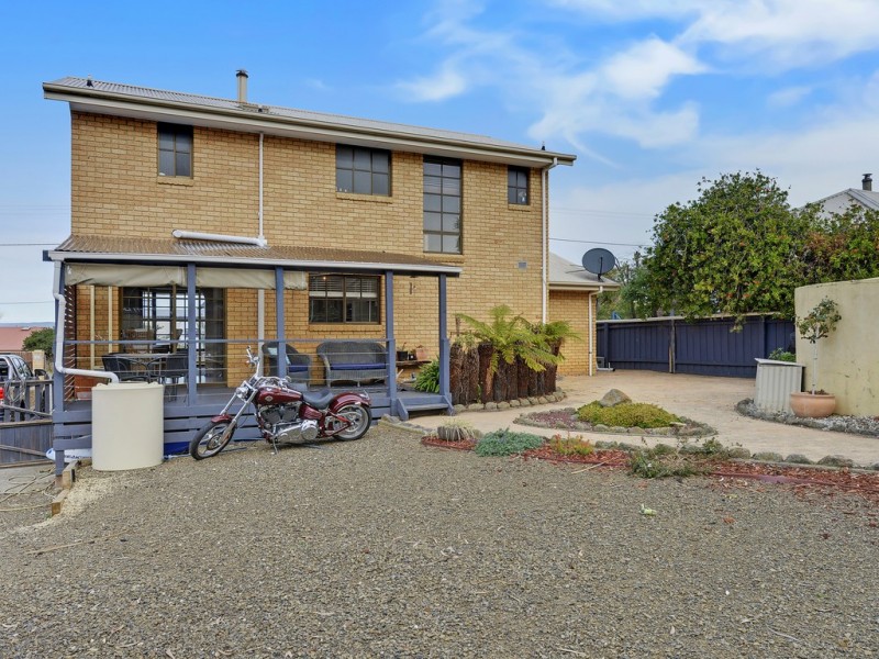 32 Wattle Road, Dodges Ferry TAS 7173