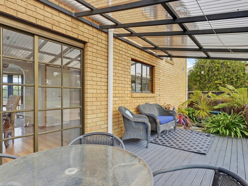 32 Wattle Road, Dodges Ferry TAS 7173