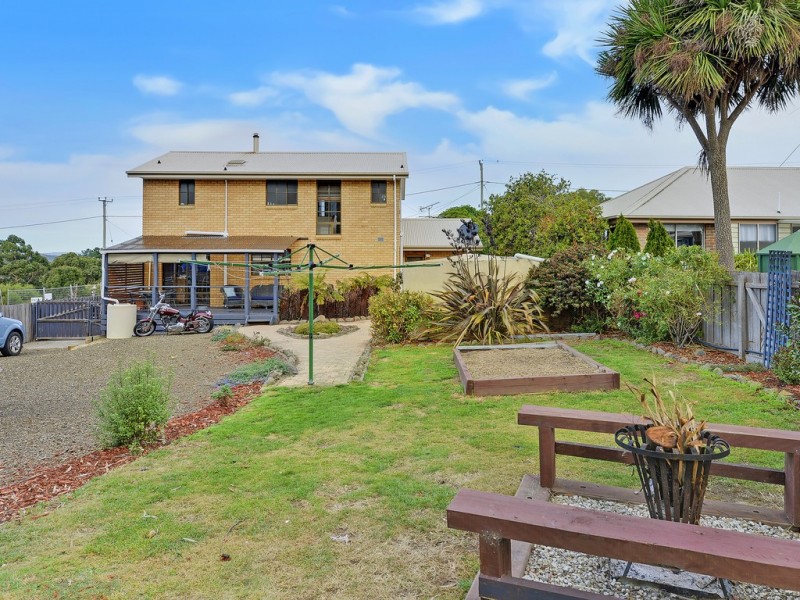 32 Wattle Road, Dodges Ferry TAS 7173