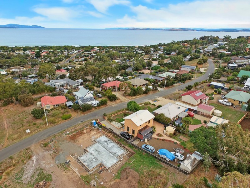 32 Wattle Road, Dodges Ferry TAS 7173