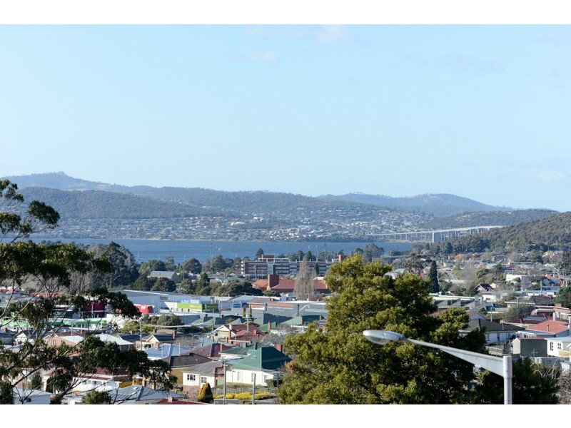 8 Cutler Place, West Moonah TAS 7009