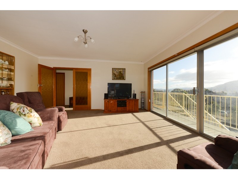 8 Cutler Place, West Moonah TAS 7009