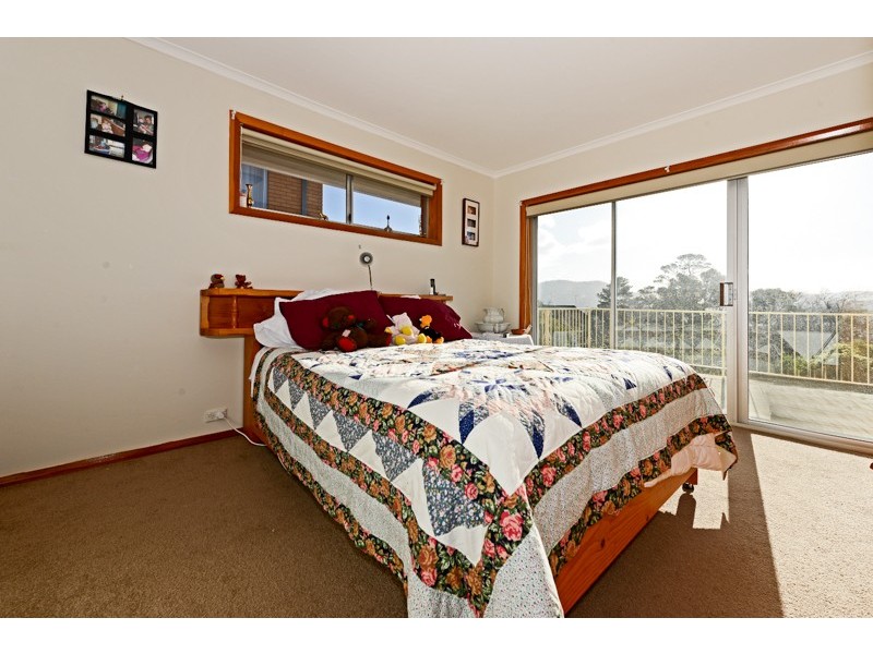 8 Cutler Place, West Moonah TAS 7009