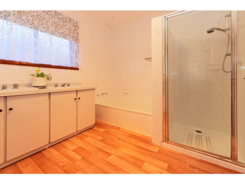 8 Cutler Place, West Moonah TAS 7009