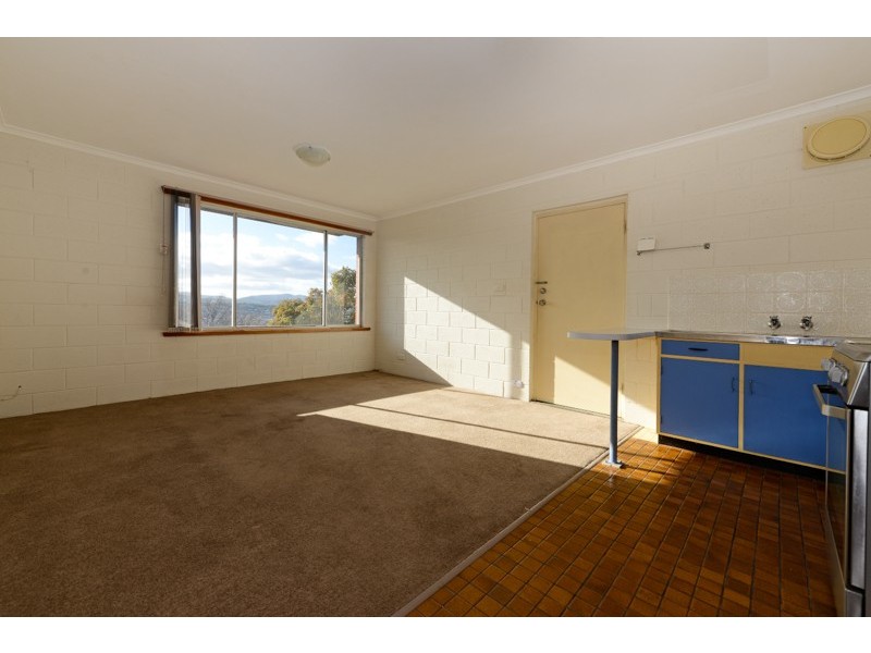 8 Cutler Place, West Moonah TAS 7009