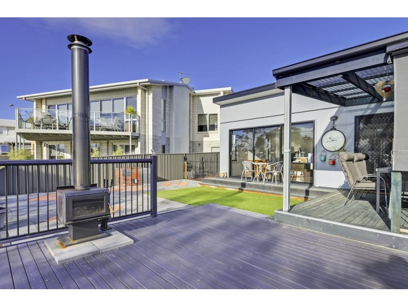 49 Esplanade, Midway Point TAS 7171