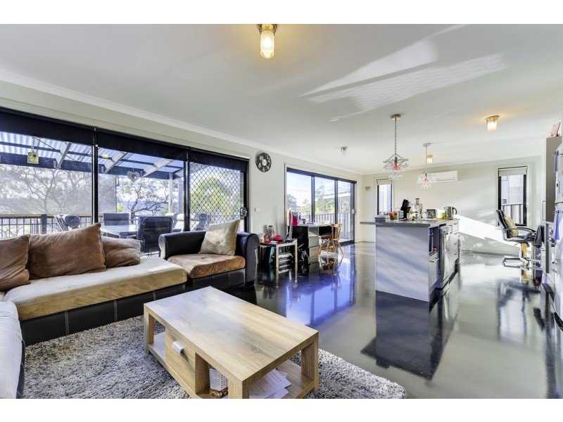 49 Esplanade, Midway Point TAS 7171