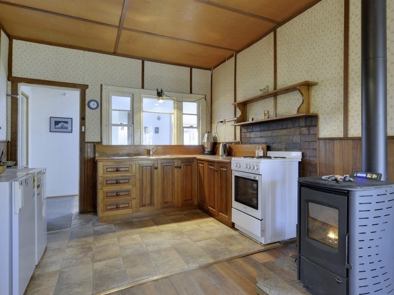 2 Second Avenue, Dodges Ferry TAS 7173