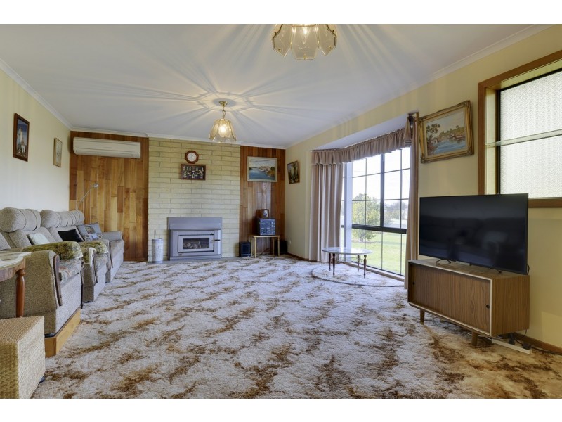 56 Arthur Highway, Dunalley TAS 7177