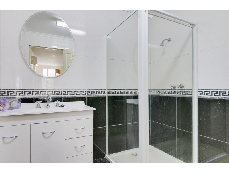 27 Tasmans Arch Road, Eaglehawk Neck TAS 7179