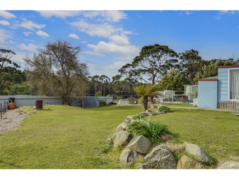 27 Tasmans Arch Road, Eaglehawk Neck TAS 7179
