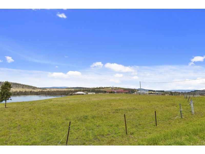 17 Brue Court, Carlton River TAS 7173