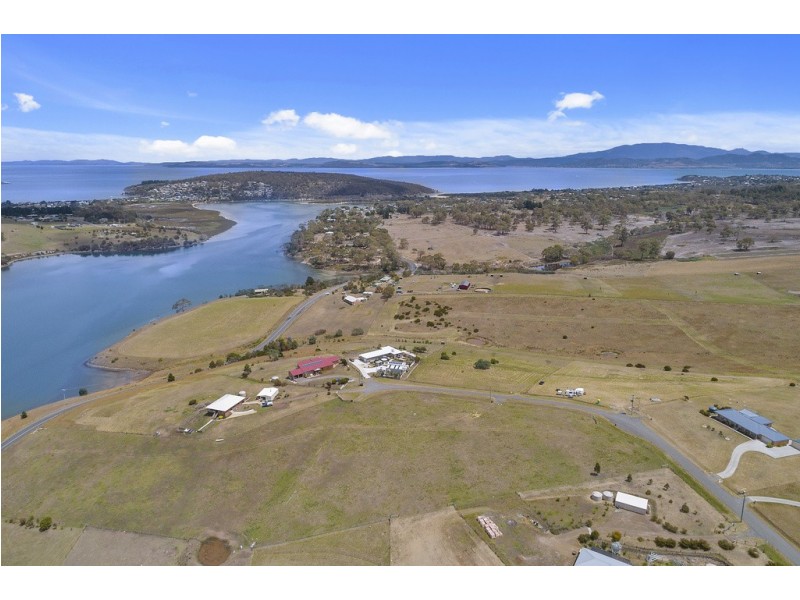 17 Brue Court, Carlton River TAS 7173