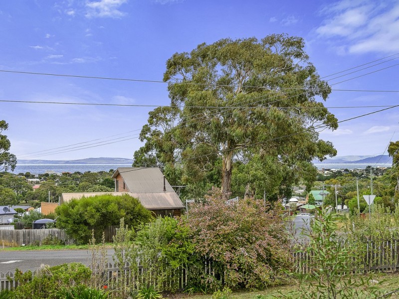 17 Moonar Street, Carlton TAS 7173