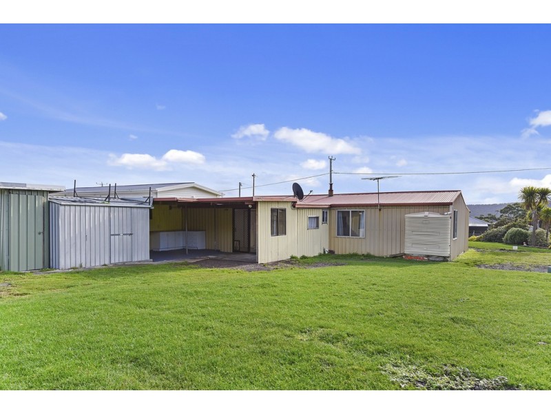 37 Skeggs Avenue, White Beach TAS 7184