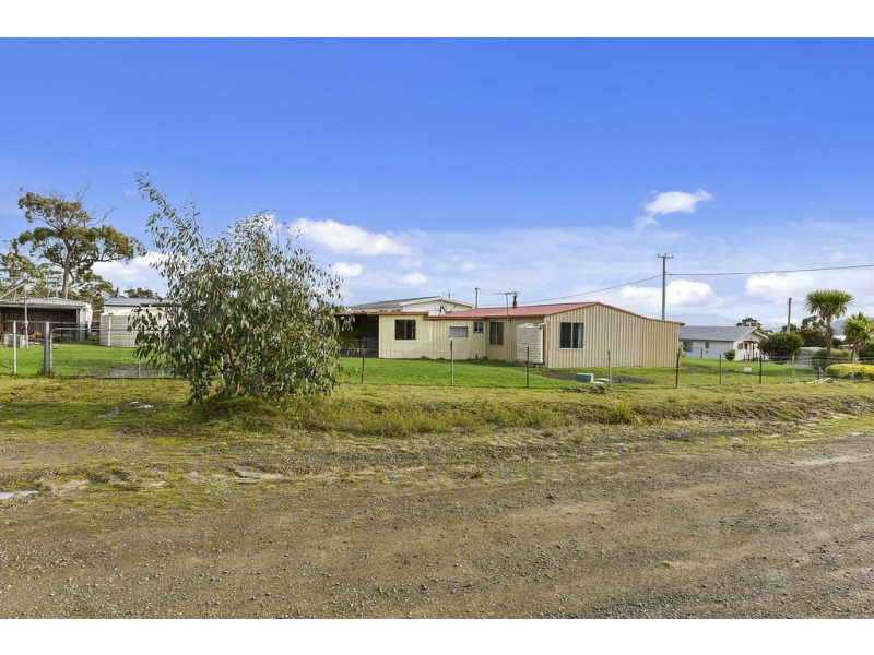 37 Skeggs Avenue, White Beach TAS 7184