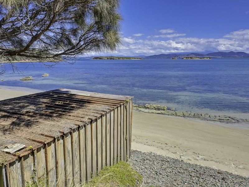 1 Boatshed, Red Ochre Beach, Dodges Ferry TAS 7173