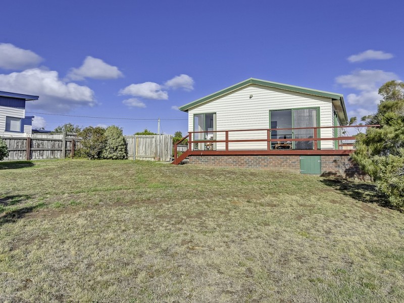 12 Linden Road, Primrose Sands TAS 7173
