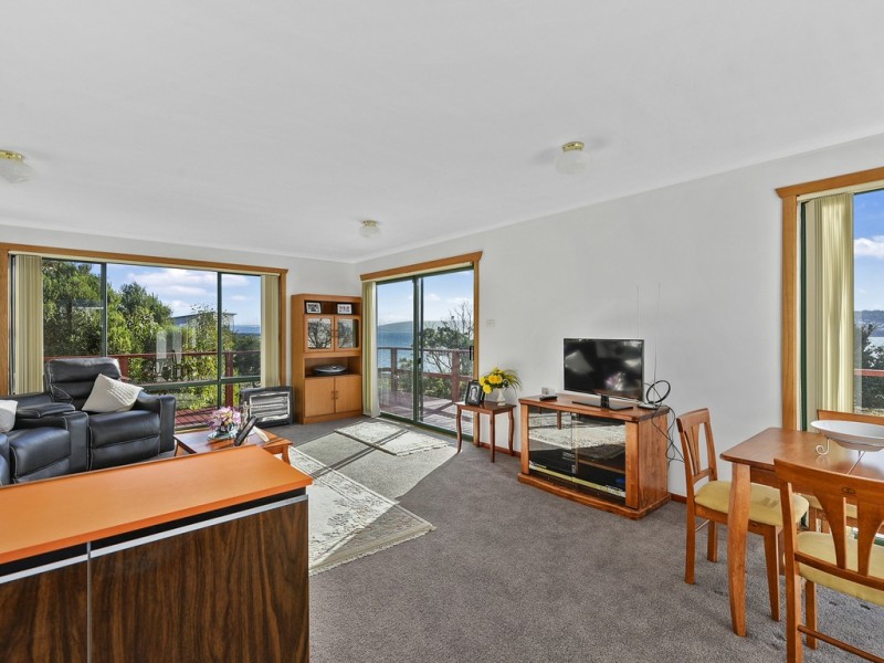 12 Linden Road, Primrose Sands TAS 7173