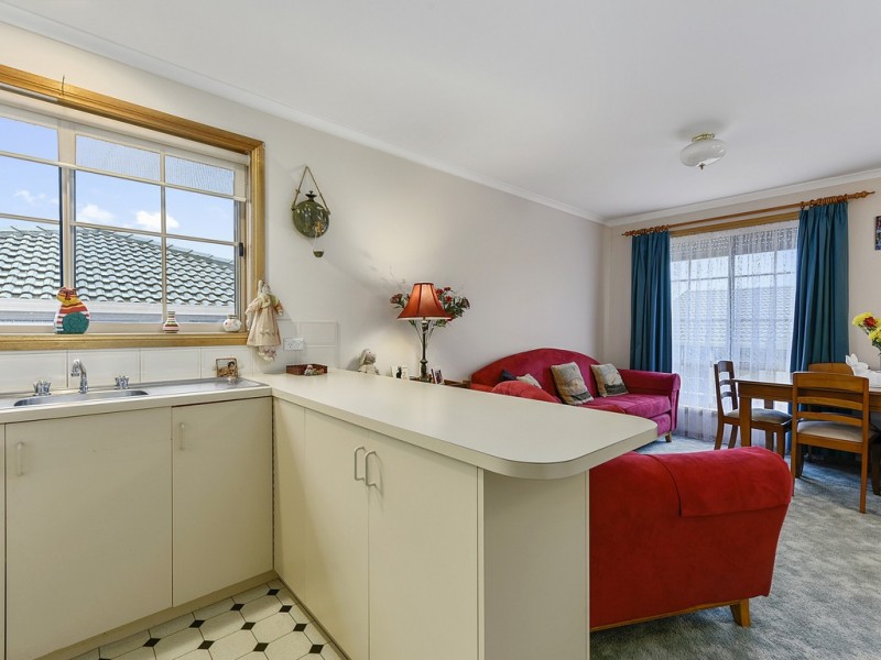 2/34 Lanena Street, Bellerive TAS 7018