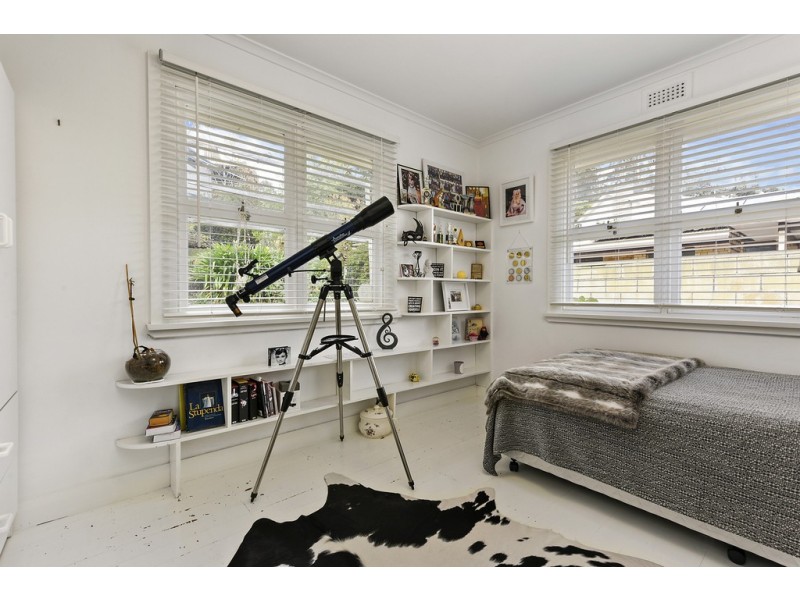 113 Gordons Hill Road, Lindisfarne TAS 7015